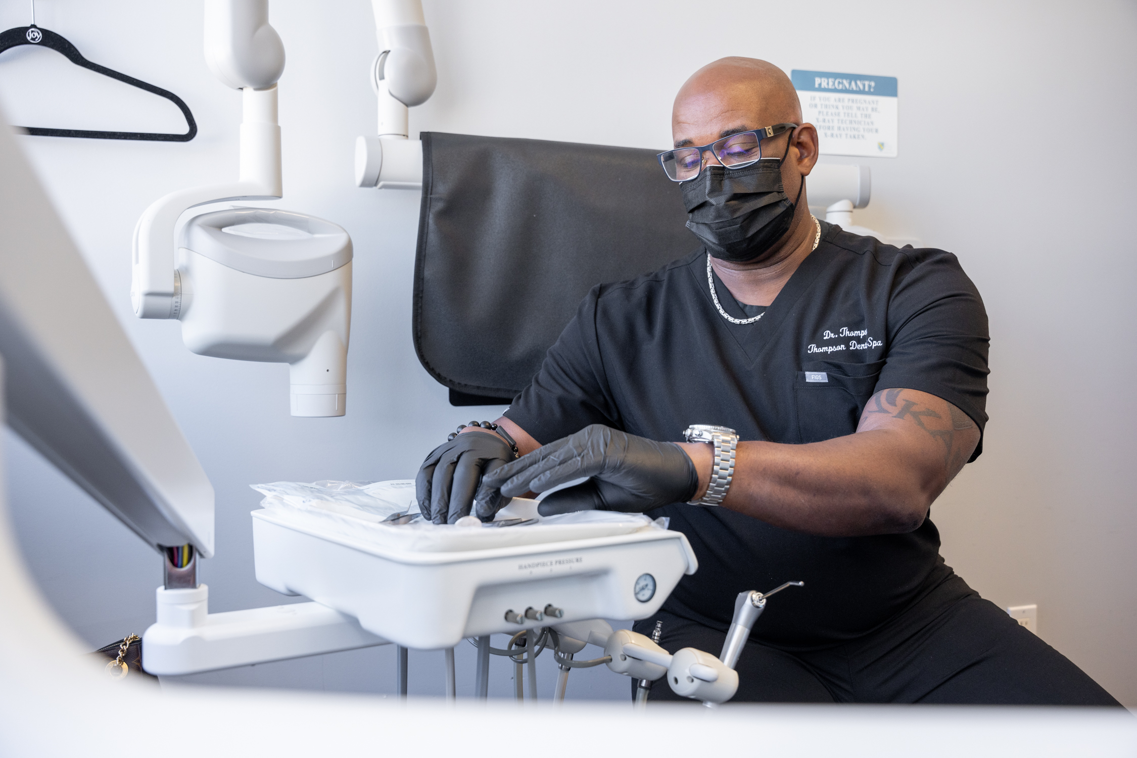 Dental Extraction In Los Angeles, CA